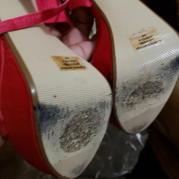 Heels - Picture 5 of 7